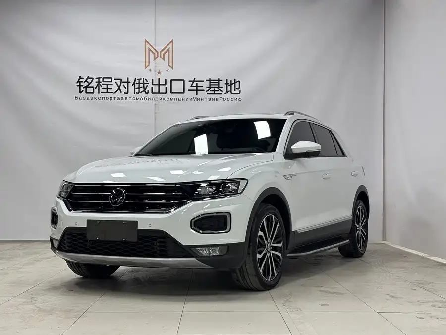 Volkswagen T-ROC T-ROC 2021 280TSI DSG four-wheel drive luxury smart connected version 2022 — фото 1, купить с доставкой в Москву