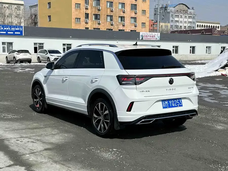 Volkswagen T-ROC T-ROC 2024 300TSI DSG 2WD Chenguang Edition 2024 — миниатюра 4