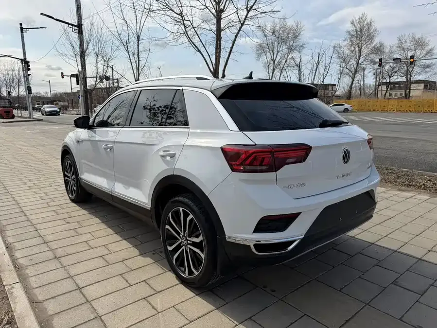 Volkswagen T-ROC T-ROC Tange 2021 facelift 280TSI DSG two-wheel drive comfortable intelligent connected version 2022 — миниатюра 4