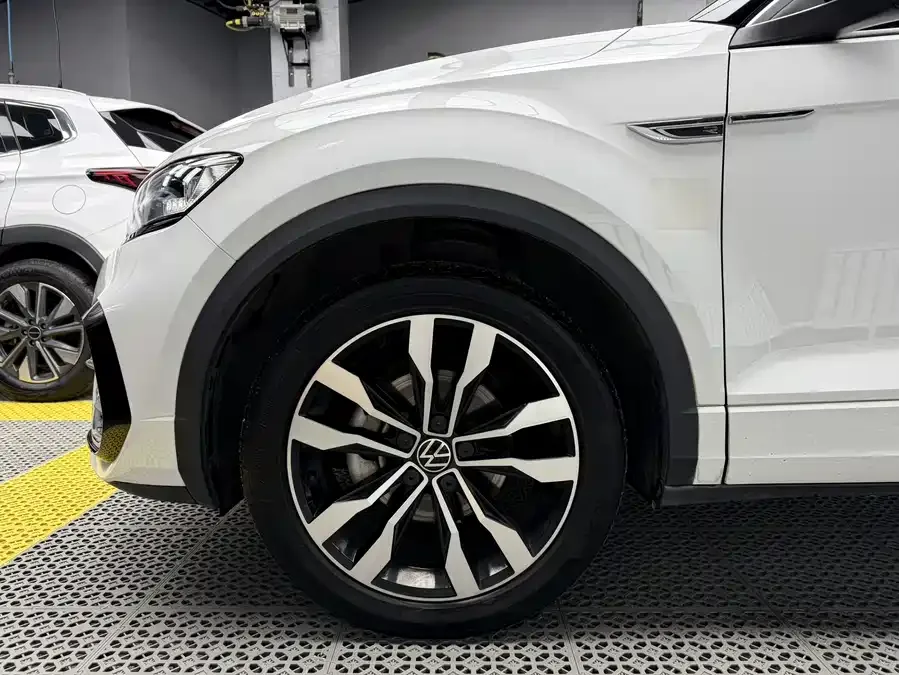Volkswagen T-ROC T-ROC 2022 280TSI DSG 2WD R-Line Pro PLUS 2022 — миниатюра 4