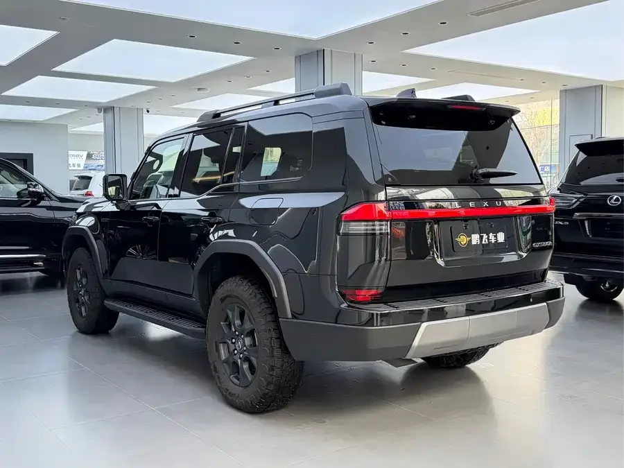 Lexus GX 2024 Overtrail Peak Edition 2025 — миниатюра 5