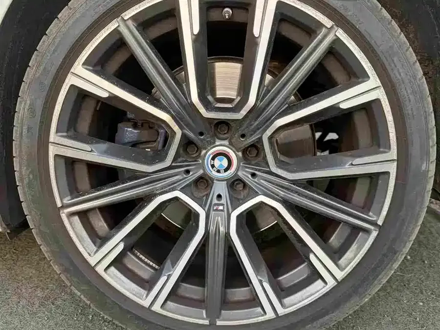 BMW 6 Series GT 2022 630i M Sports Grand Tourer Edition 2023 — миниатюра 2