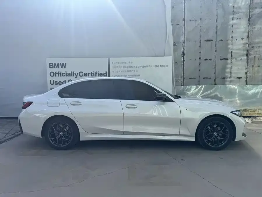 BMW 3 Series BMW 3 Series 2025 330Li M Sport Night Edition 2025 — миниатюра 4