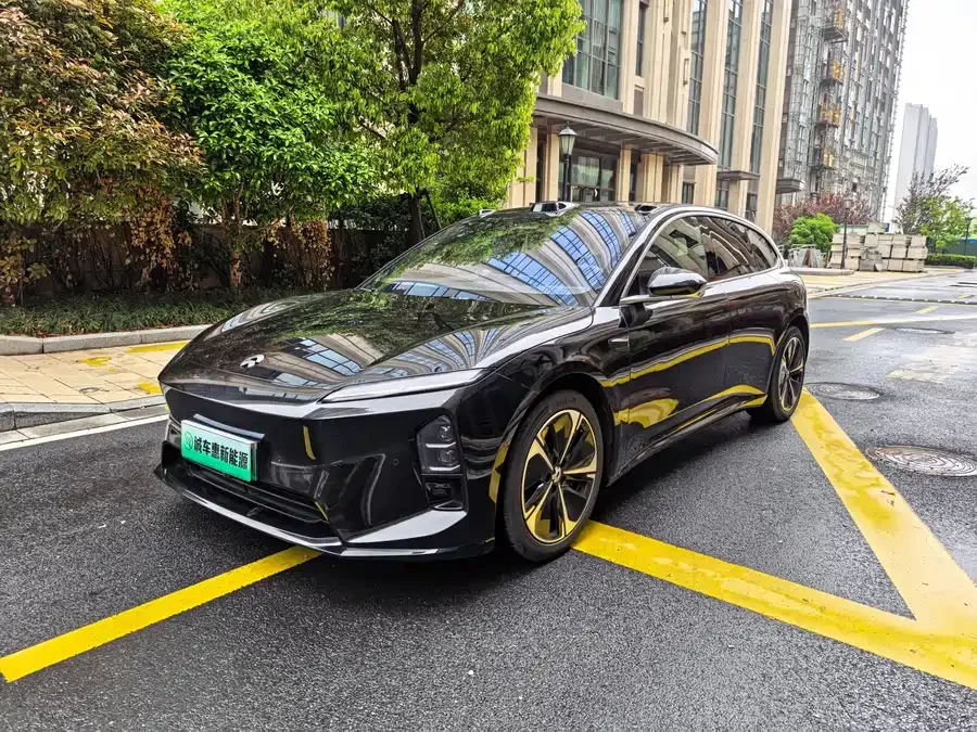 NIO ET5T 2025