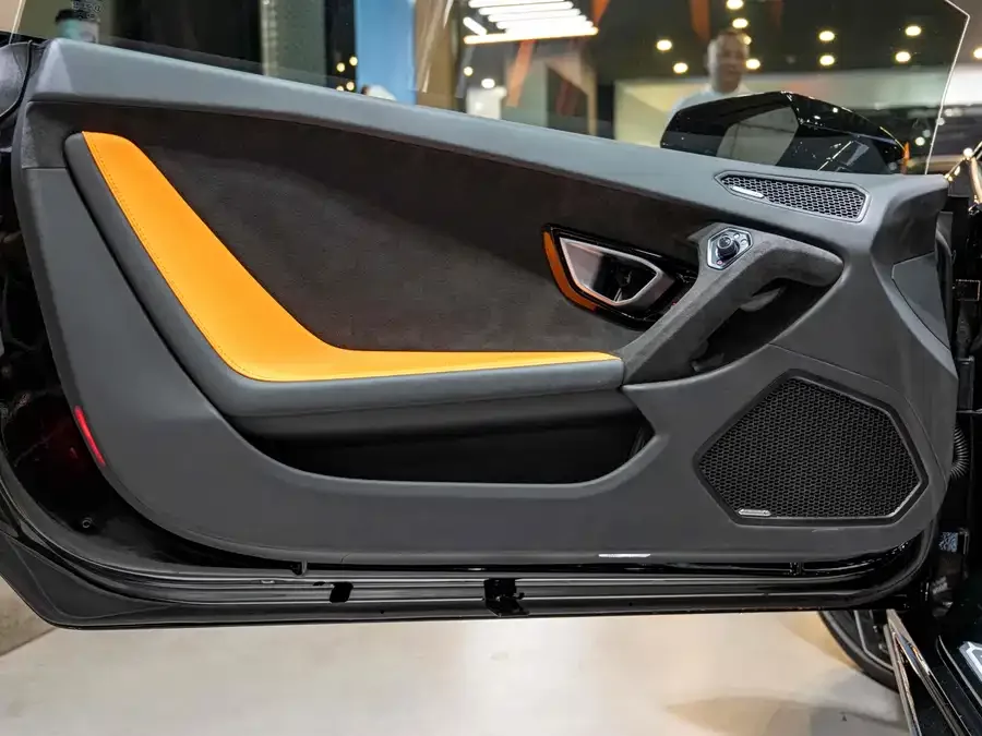 Lamborghini Huracn Huracn 2023 Huracn Tecnica 2025 — миниатюра 4