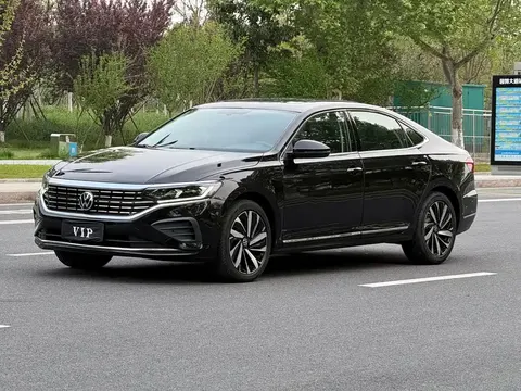 Volkswagen Passat 2025 buy in Moscow
