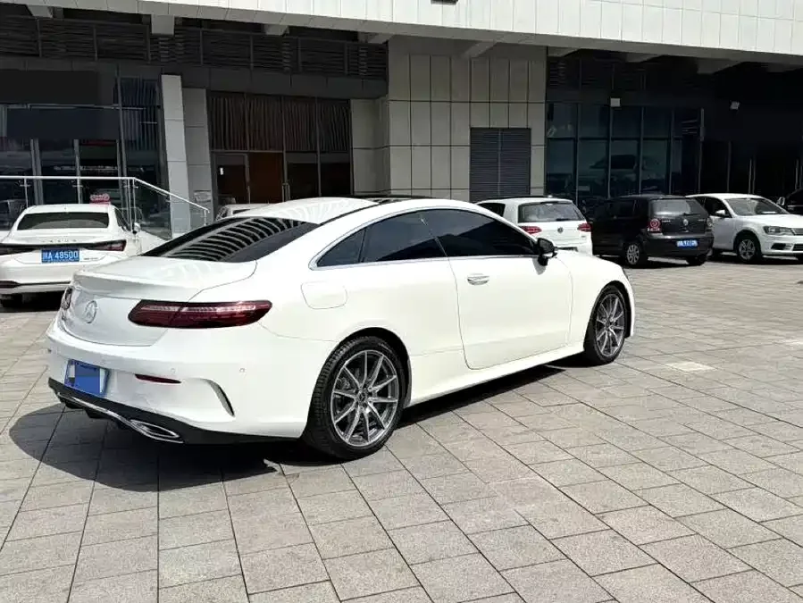 Mercedes-Benz E-Class Mercedes-Benz E-Class (Imported) 2023 E 260 Coupe 2022 — миниатюра 3
