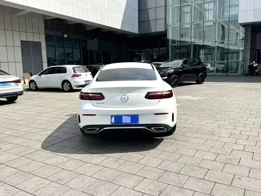 Mercedes-Benz E-Class Mercedes-Benz E-Class (Imported) 2023 E 260 Coupe 2022 — миниатюра 5