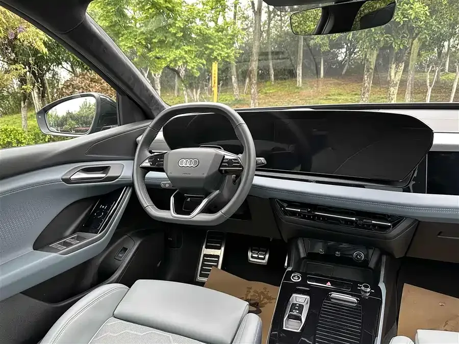 Audi Q6L e-tron 2026 First Launch Pilot Edition 2025 — миниатюра 3