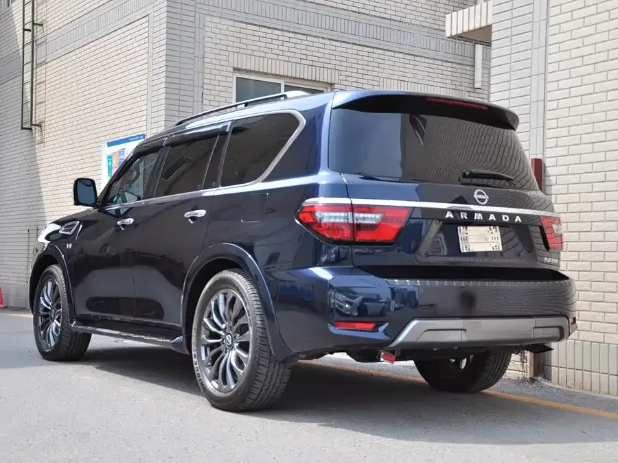 Nissan Patrol Patrol 2023 ARMADA 5.6L Invincible Armada Flagship Edition 2022 — миниатюра 2