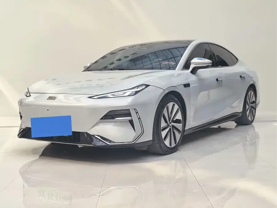 Geely Galaxy E8 2024