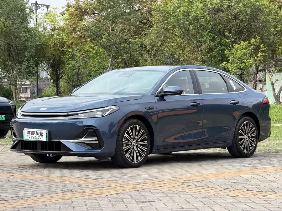 Geely Galaxy A7 Galaxy A7 2025 EM-i 150km Starship Edition 2025 — фото 1, купить с доставкой в Москву