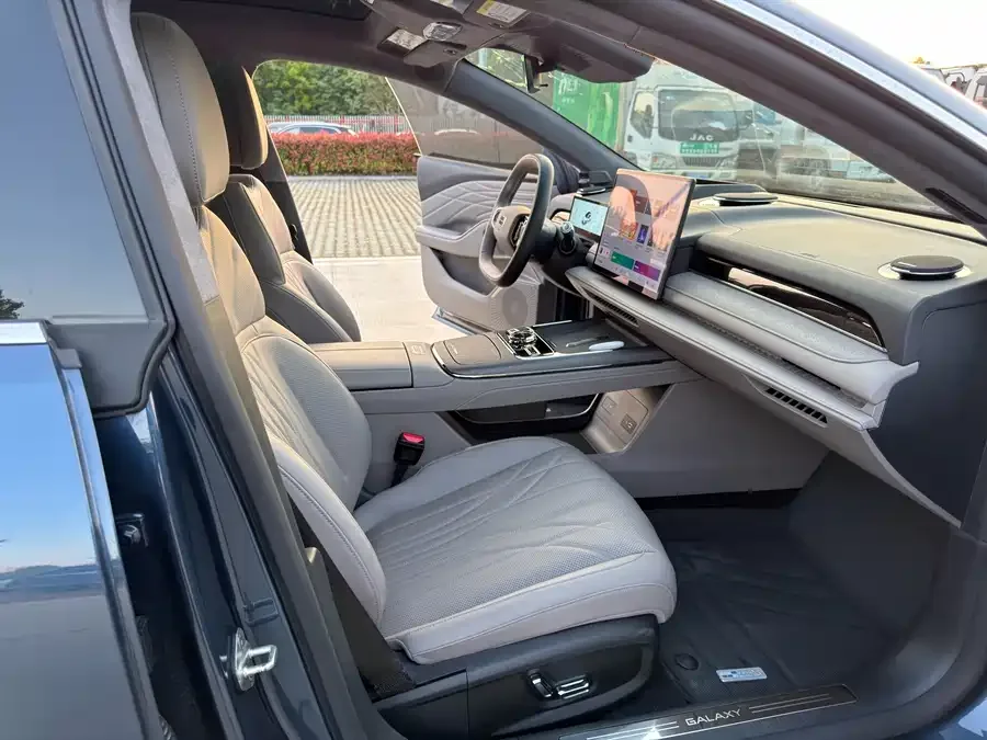 Geely Galaxy Star 8 Galaxy Star 8 2025 130km EM-P Starship Edition 2025 — миниатюра 4