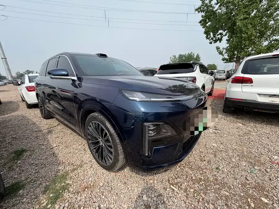 Deepal dark blue S09 Dark Blue S09 2025 4WD Ultra+ Premium Edition 2025 — миниатюра 4