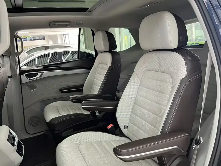 Volkswagen Talagon 2022 Lanjing 380TSI 4WD Luxury Jiajing Edition Pro 6 Seaters 2022 — миниатюра 4