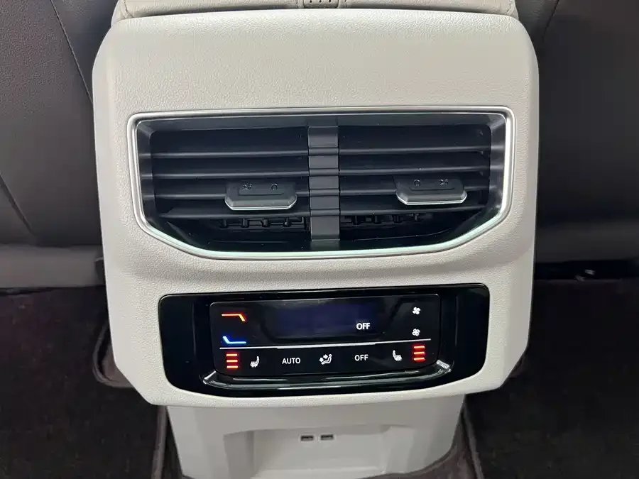 Volkswagen Talagon 2022 Lanjing 380TSI 4WD Luxury Jiajing Edition Pro 6 Seaters 2022 — миниатюра 5