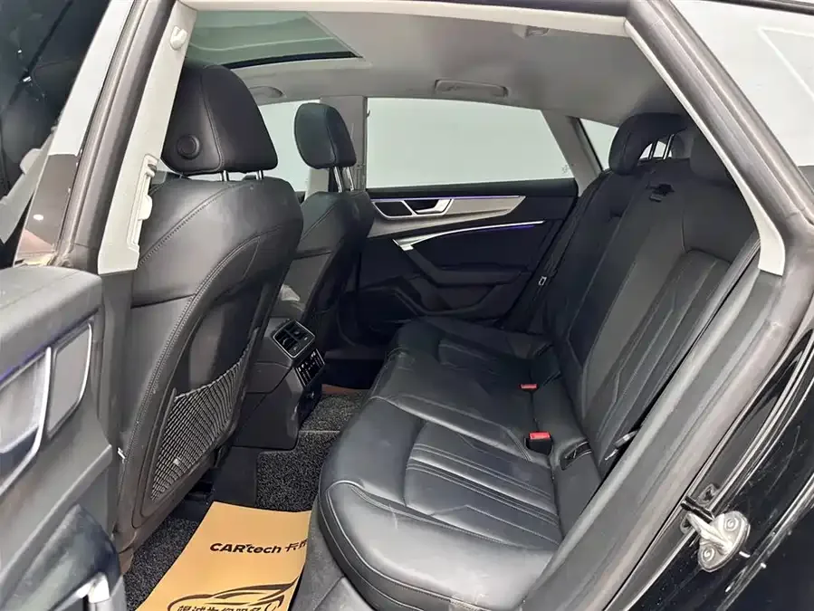 Audi A7 2023 45 TFSI Premium Edition 2023 — миниатюра 3