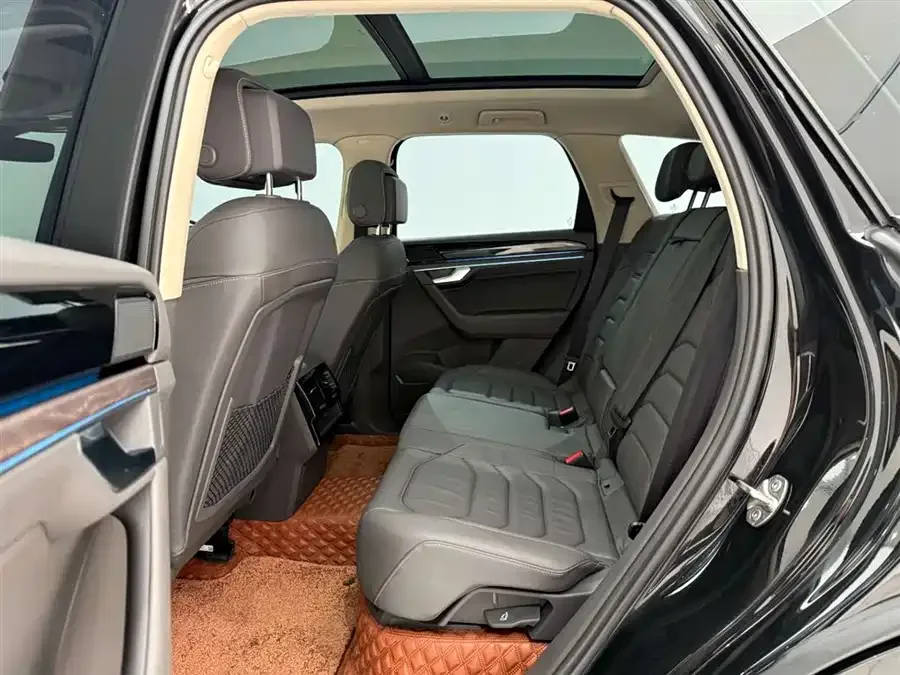 Volkswagen Touareg Touareg 2023 2.0TSI Ruishang Edition 2024 — миниатюра 5