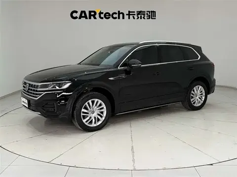 Volkswagen Touareg 2024 купить в Москве