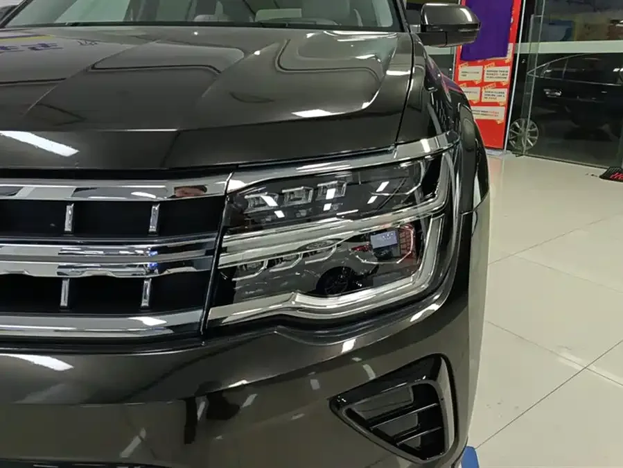 Volkswagen Teramont 2022 Touron 380TSI 4WD flagship version 2023 — миниатюра 2