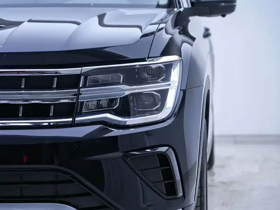 Volkswagen Teramont 2022 Touron 380TSI 4WD Luxury Edition 2022 — миниатюра 3