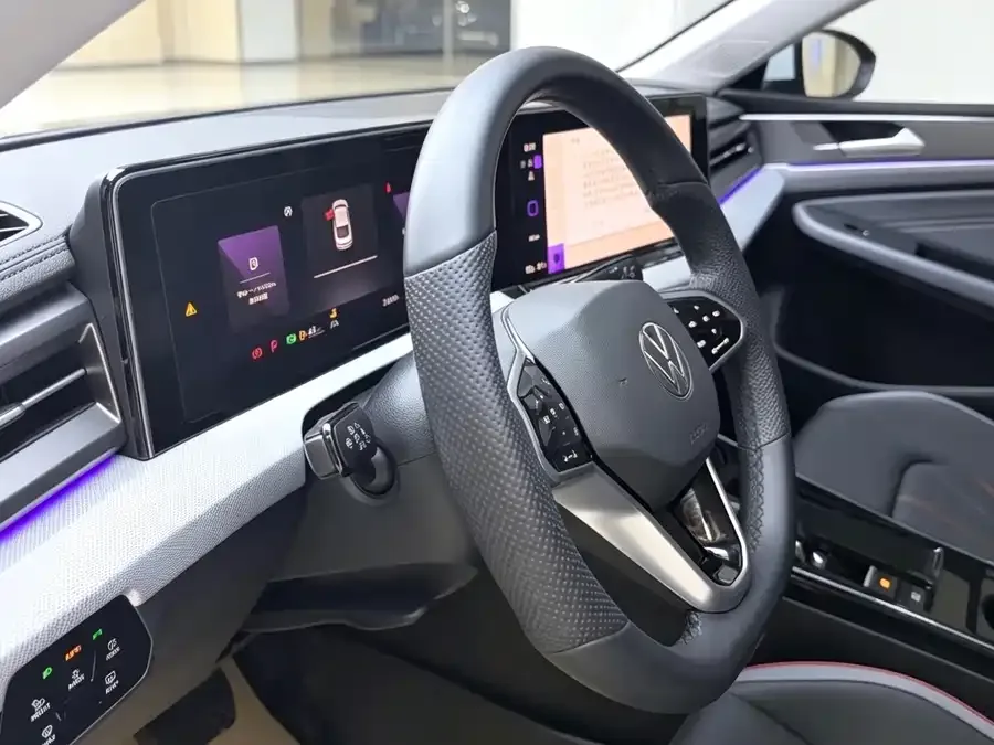 Volkswagen Lamando 2024 Lingdu Lingdu L 280TSI DSG Cool Edition 2024 — миниатюра 3