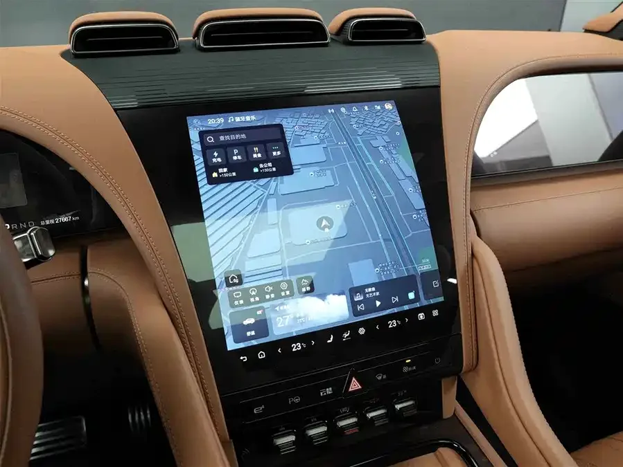 BYD U8 Looking up to U8 2023 Deluxe Edition 2024 — миниатюра 3