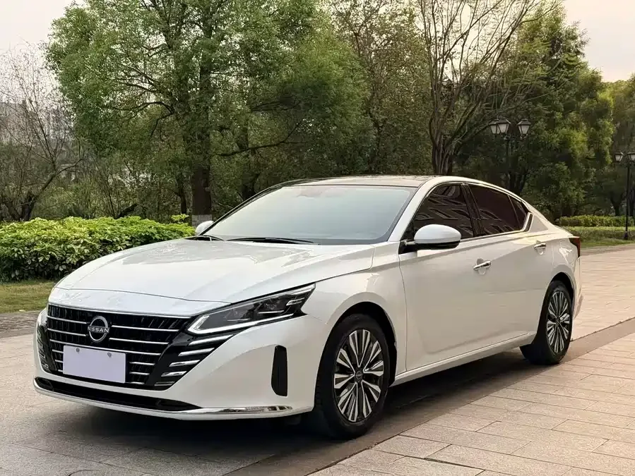 Nissan Altima 2022 Teana 2.0L XL-TLS Enjoy Edition 2025 — фото 1, купить с доставкой в Москву