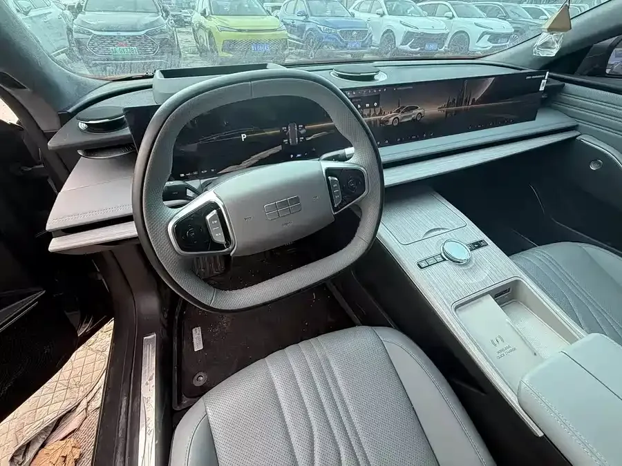 Geely Galaxy E8 Galaxy E8 2024 550km RWD PRO 2024 — миниатюра 2