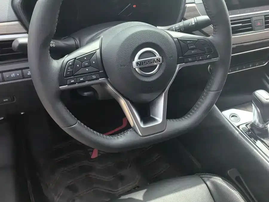 Nissan Altima Teana 2021 2.0L XL Comfort Edition 2022 — миниатюра 3