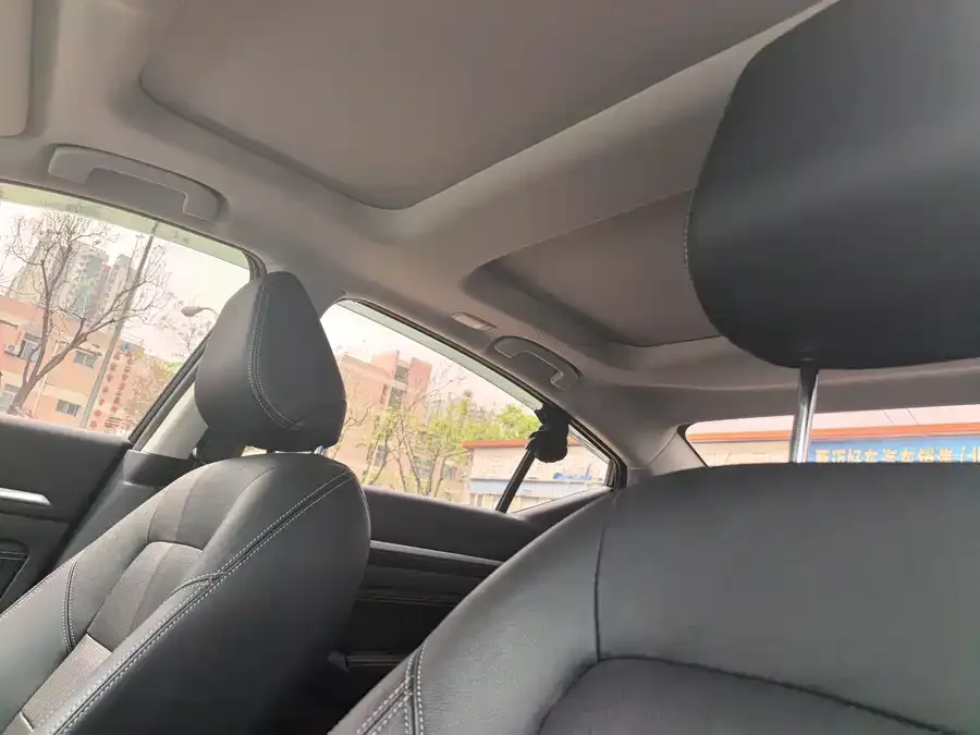 Nissan Altima Teana 2021 2.0L XL Comfort Edition 2022 — миниатюра 4
