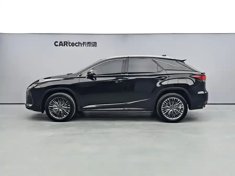 Lexus RX 2020 facelift 300 two-wheel drive comfort version 2022 — миниатюра 3