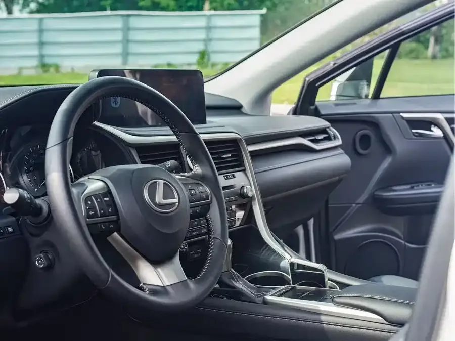 Lexus RX 2020 300 four-wheel drive elegant version country VI 2022 — миниатюра 3