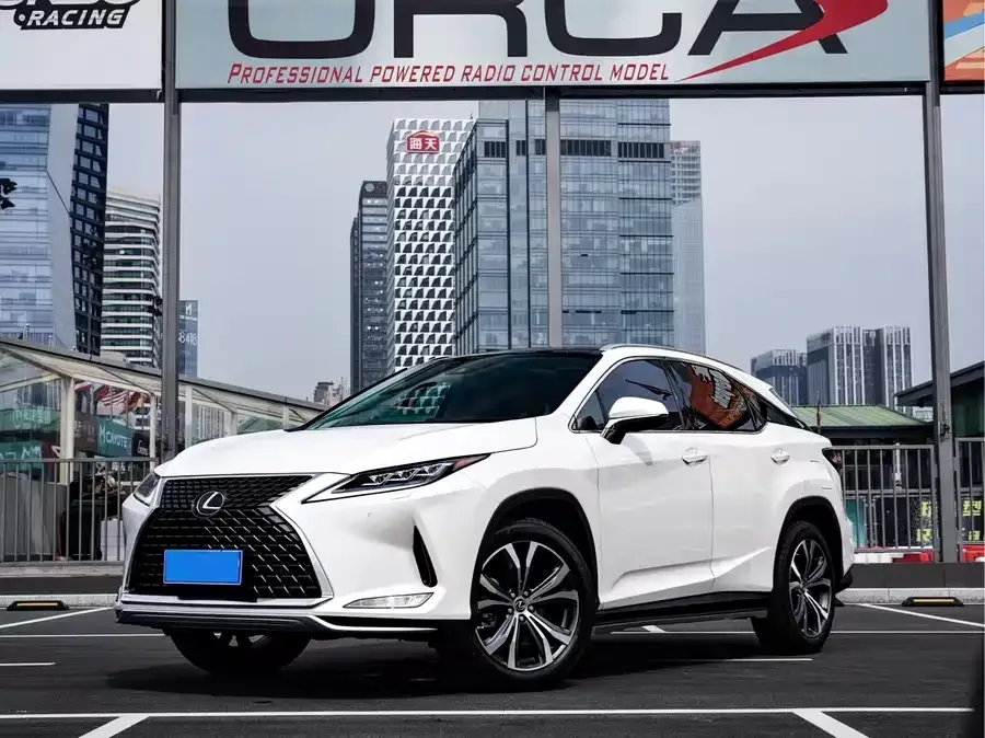 Lexus RX 2022