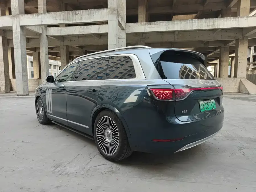 AITO M9 Wenjie M9 2024 pure electric Max version 100kWh 6-seater version 2024 — миниатюра 3