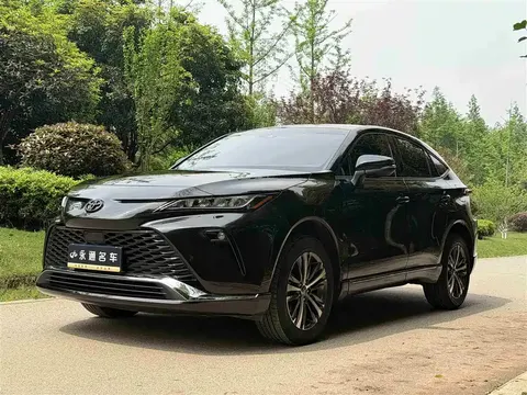 Toyota Venza 2024 buy in Moscow