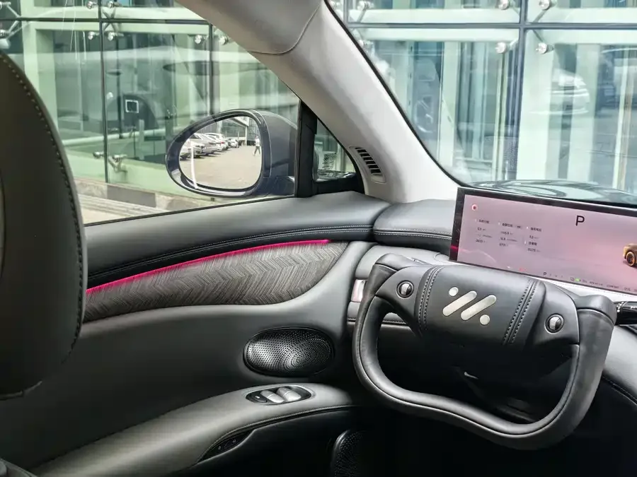IM Motors LS6 Zhiji LS6 2025 Linglizard Intelligent Driving Edition 2025 — миниатюра 5