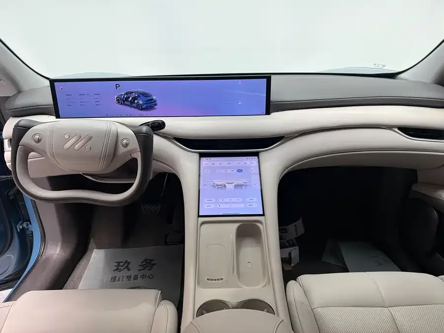 IM Motors LS6 Zhiji LS6 2025 Linglizard Intelligent Driving Edition 2025 — миниатюра 3