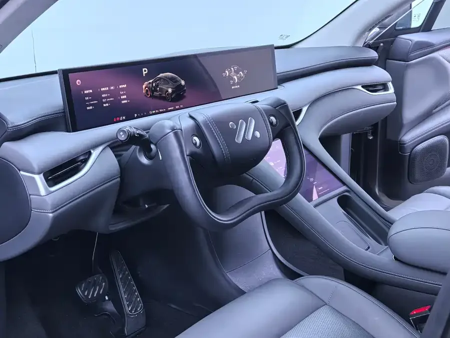 IM Motors LS6 Zhiji LS6 2025 Linglizard Intelligent Driving Edition 2025 — миниатюра 3