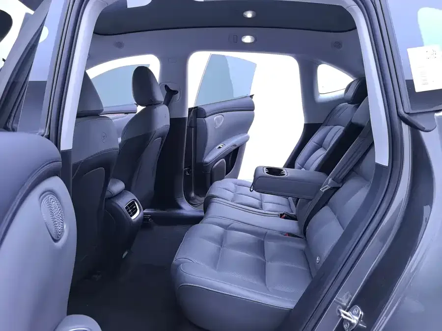 IM Motors LS6 Zhiji LS6 2025 Linglizard Intelligent Driving Edition 2025 — миниатюра 5