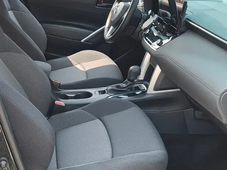 Toyota Frontlander Fenglanda 2024 2.0L CVT Elite Edition 2024 — миниатюра 2