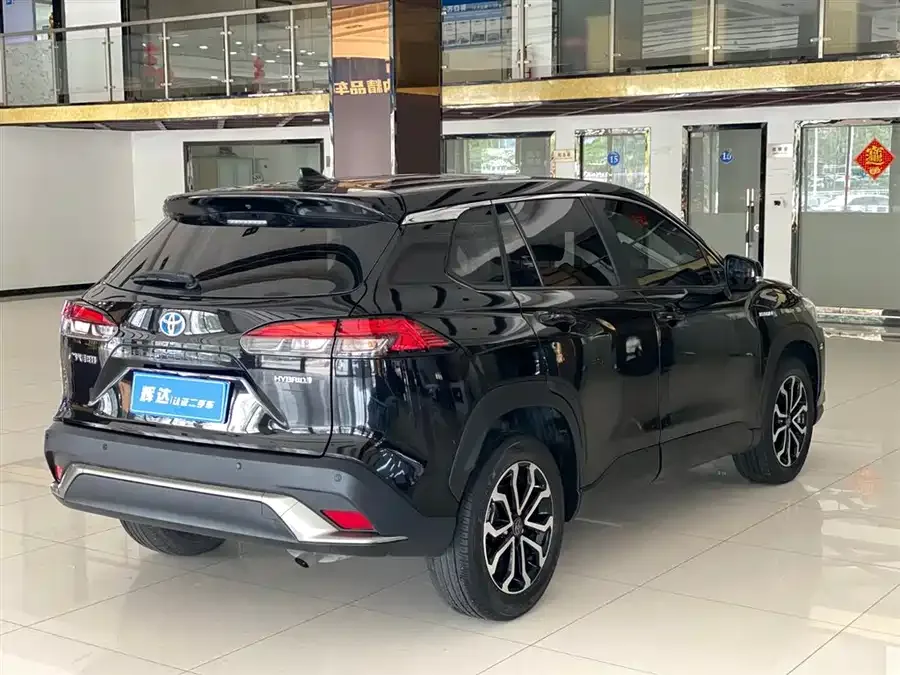 Toyota Frontlander Fenglanda 2023 2.0L Smart Electric Hybrid Dual Engine Deluxe Edition 2023 — миниатюра 4