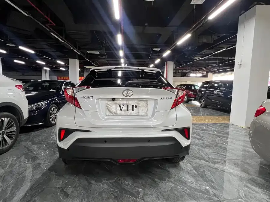 Toyota IZOA IZOA 2022 2.0L Yixing Edition 2022 — миниатюра 5