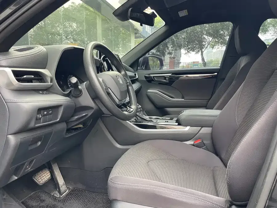 Toyota Crown Land Crown Lufang 2022 2.5L HEV two-wheel drive elite version 2022 — миниатюра 2