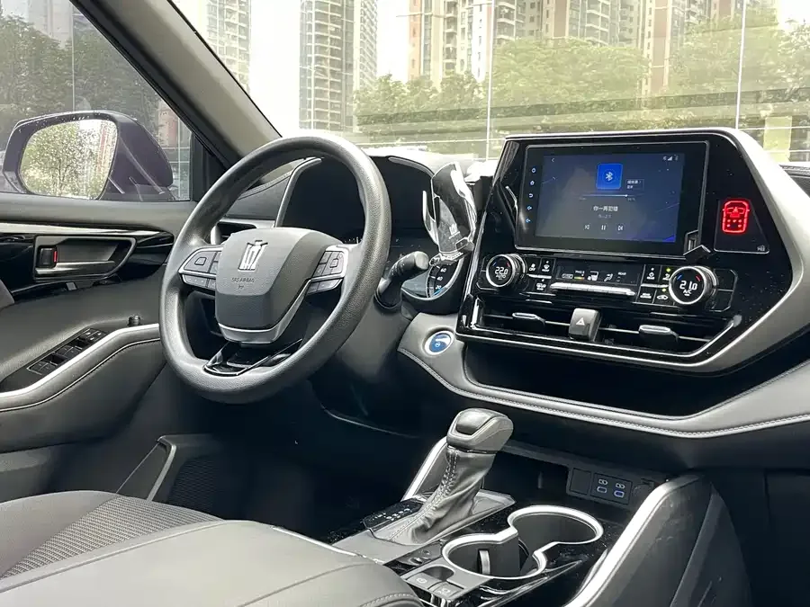 Toyota Crown Land Crown Lufang 2022 2.5L HEV two-wheel drive elite version 2022 — миниатюра 3