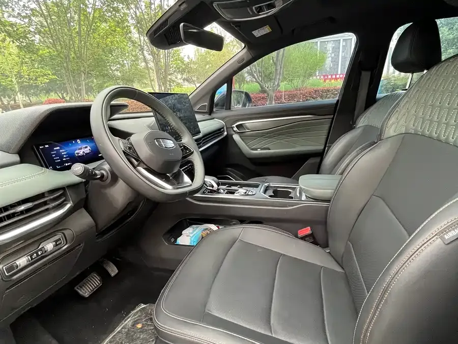 Geely Haoyue L Haoyue L 2024 2.0T DCT Flagship Model 2025 — миниатюра 5