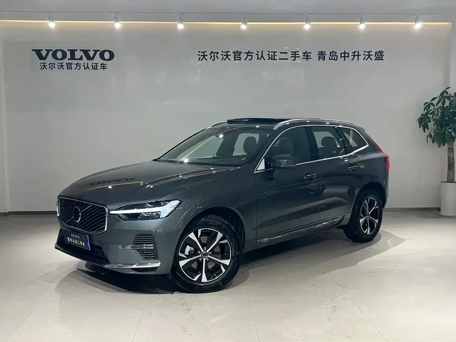 Volvo XC60 2026 B5 4WD Zhiyi Luxury Edition 2025 — фото 1, купить с доставкой в Москву