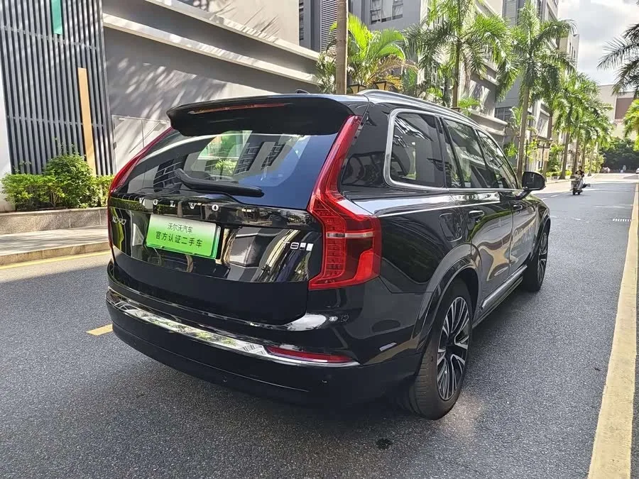 Volvo XC90 Plug-in Hybrid 2023 T8 RECHARGE Zhizun Luxury Edition 7 Seaters 2023 — миниатюра 3