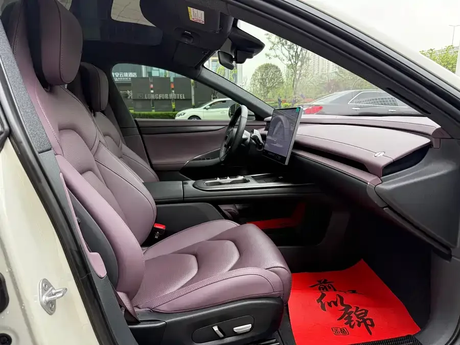 Xiaomi SU7 Xiaomi SU7 2024 rear-wheel drive long-range smart driving version 2025 — миниатюра 3