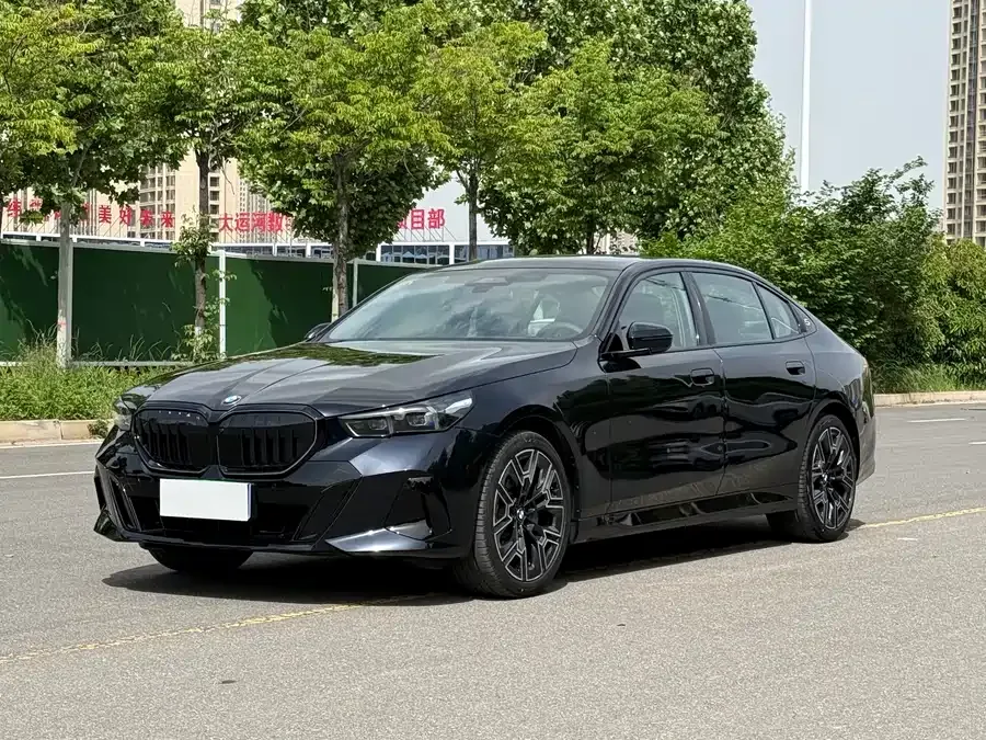 BMW 5 Series 2026